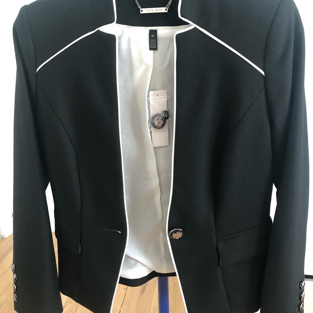 NWT White House Black Market Blazer